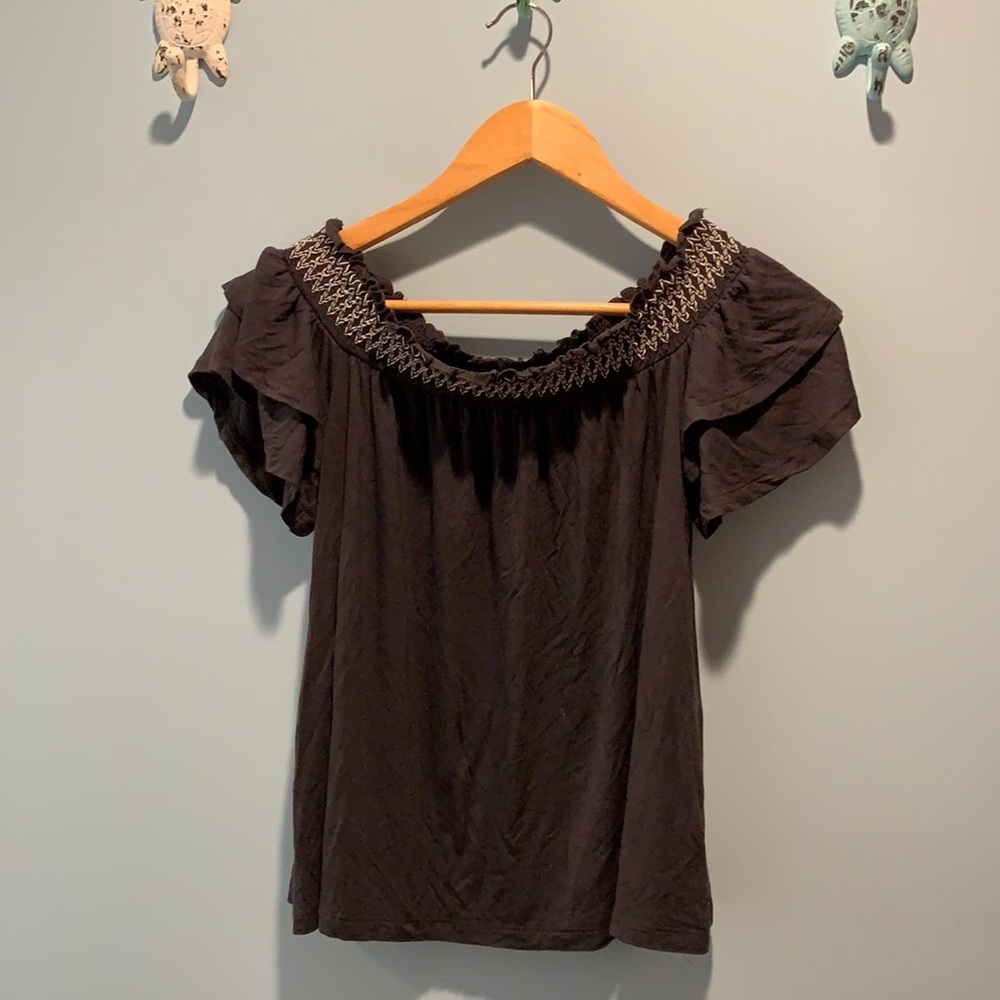 Off the shoulder, black American eagle top